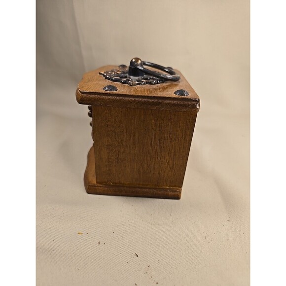 Vintage Cork Coaster Set with Wood Caddy Carrier Holder Brass Trim 082425 - Picture 10 of 10